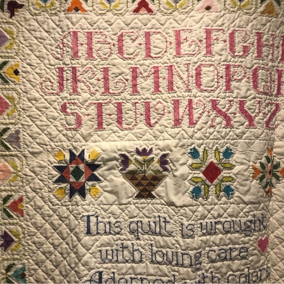 Handmade hand stitched baby blanket 41 x 41 - Picture 2 of 11